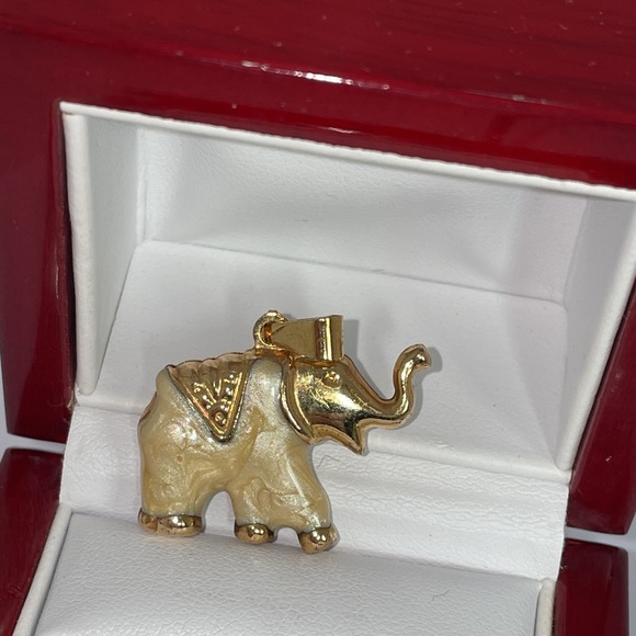 Lucky Elephant pendant charm for necklace or bracelet trunk up luck Vintage Gold - Picture 11 of 11